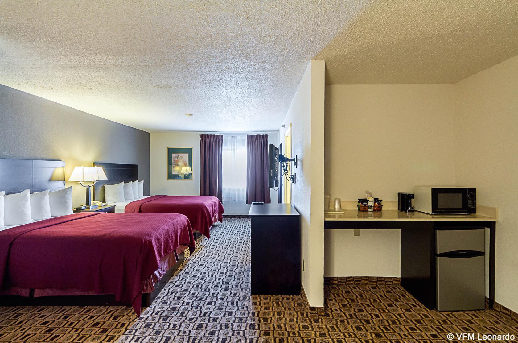 Coratel Plus Suites Wichita West Airport Экстерьер фото